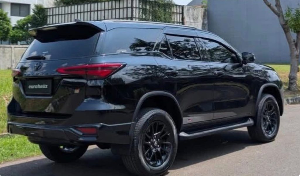 Frontlander (luxury plus) Toyota